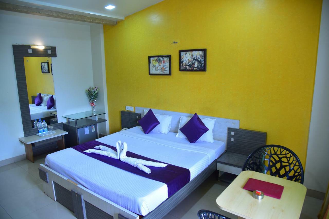 Palette - Spring Hills Resort Pirangut Экстерьер фото