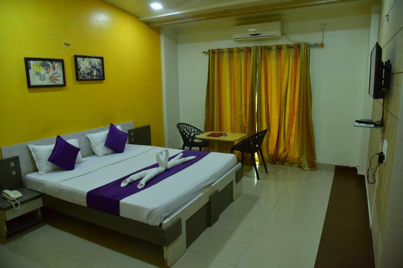 Palette - Spring Hills Resort Pirangut Экстерьер фото