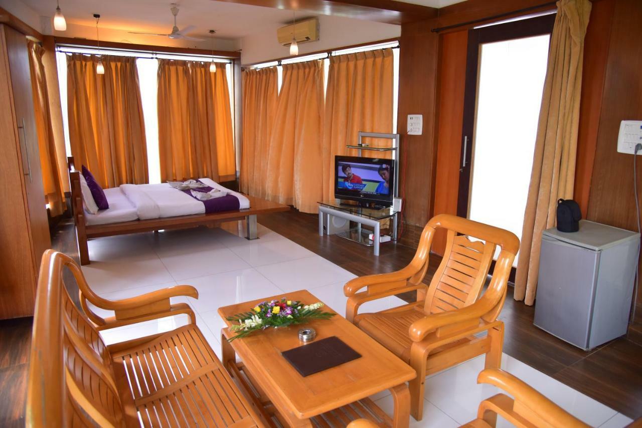Palette - Spring Hills Resort Pirangut Экстерьер фото